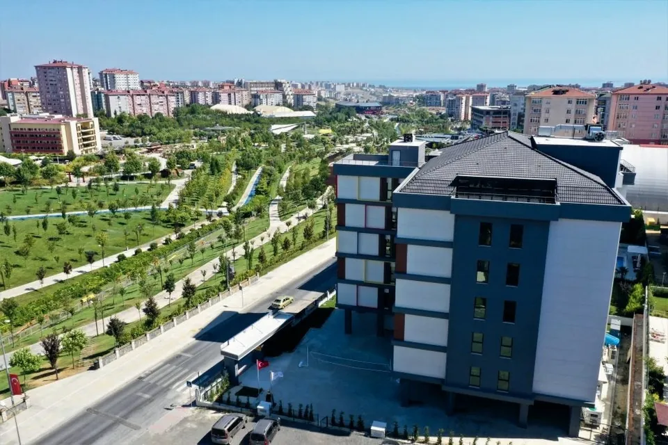 Beylikdüzü Özel Okul Projesi — Okul ve çevre düzenlemesi
