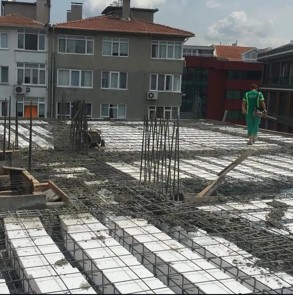 Öner Apartmanı — Betonarme döşeme donatısı uygulaması